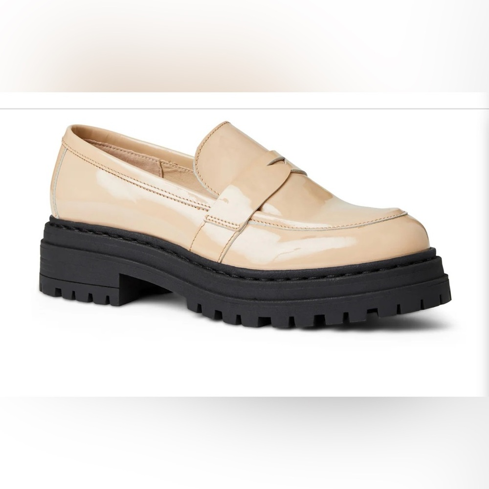 Bruno Magli Sienna Casual Loafer Honey Patent